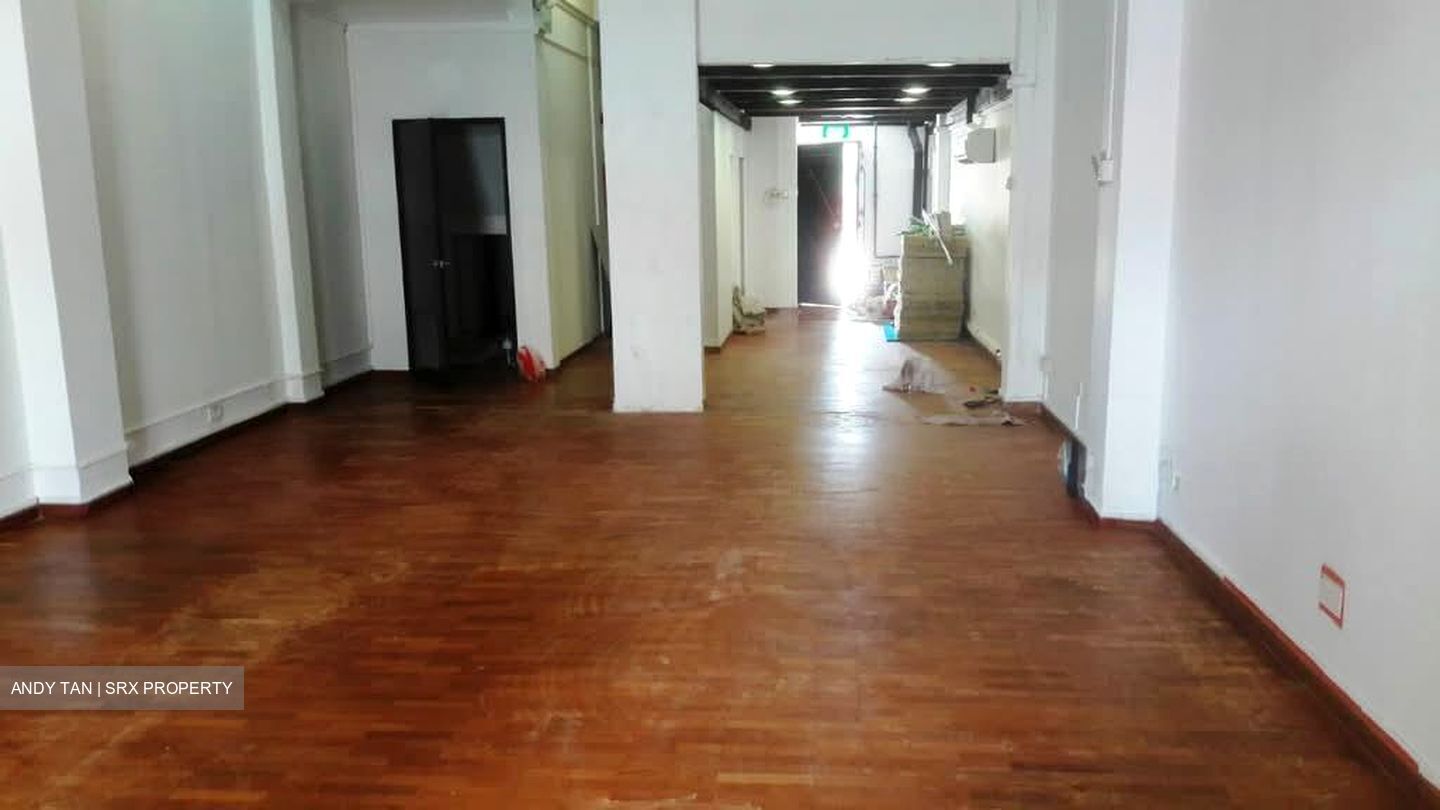 Pahang Street (D7), Shop House #608698351
